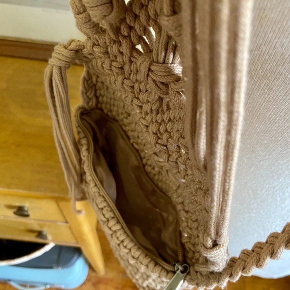 Bohemian Woven Crossbody Purse - Picture 3 of 3